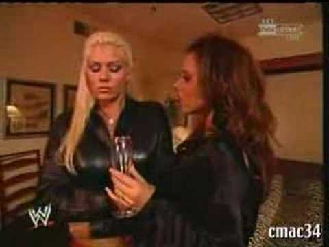 wwe divas lesbian photos Wwe divas lesbian photos